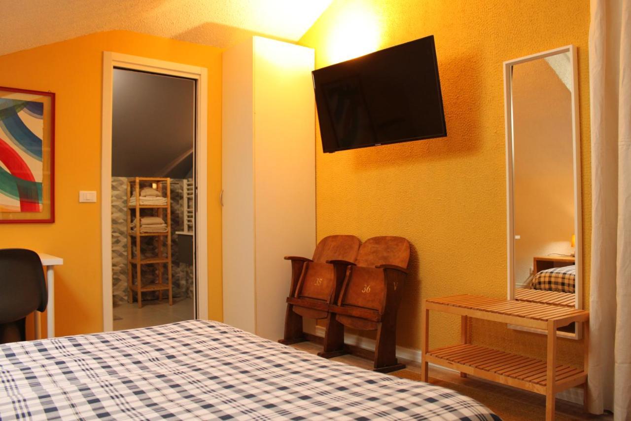 La Gare B&B Fiera Magenta Kültér fotó